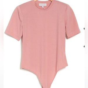 WAYF skye Padded Shoulder Tee Bodysuit